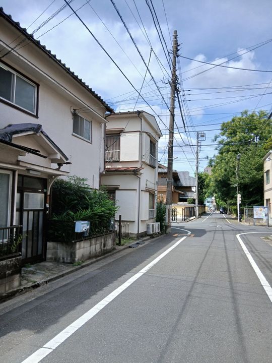 周辺 - バイク置き場を貸したい　格安} - ルームシェアルームメイト