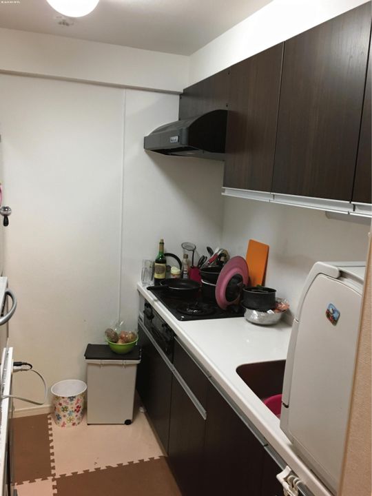 キッチン - 東上線中板橋駅徒歩12分 個室5万円(ＮＥＴ回線、消耗品込み）} - ルームシェアルームメイト