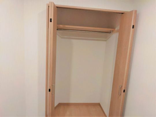 個室 - 女性専用 JR小岩駅【７畳 鍵付個室4.２万円】} - ルームシェアルームメイト