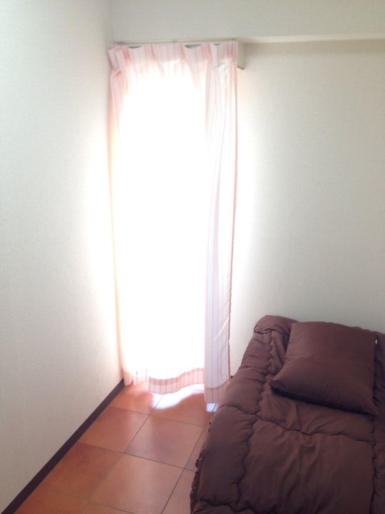 個室 - ★〜好立地、駅徒歩3分駒込駅、山手線です〜} - ルームシェアルームメイト