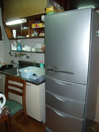キッチン - 女性専用　初月家賃2万台～自転車付　西川口駅 初月3万円入居･残金分割払ok！布団・家具・家電付き！24時間スーパー歩1分　} - ルームシェアルームメイト