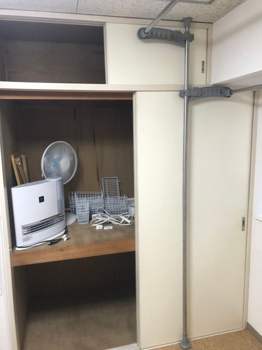 個室 - 完全個室、駅から徒歩3分、内見可能、長期利用優先(短期もご相談可)} - ルームシェアルームメイト