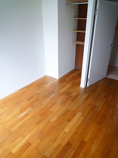 個室 - 都心への移動が便利な永福町のハウス。　最短4日での入居可！　いろいろな人が集まるコミュニティハウスで楽しみませんか？} - ルームシェアルームメイト