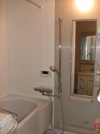 風呂 - 有楽町線豊洲の３ＬＤＫの６畳洋室 (個室) を募集} - ルームシェアルームメイト