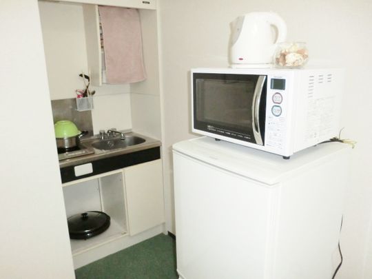 キッチン - 南林間　駅5分、1Rマンションを　曜日別でシェアしませんか} - ルームシェアルームメイト