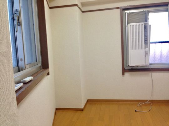 個室 - ★〜生活環境バッチリ、電車で品川まで6分、渋谷まで20分です〜} - ルームシェアルームメイト