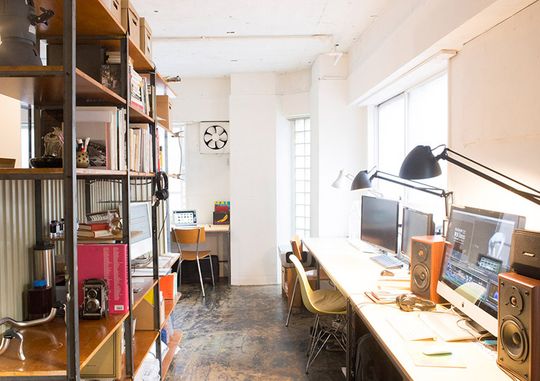 個室 - 銀座でシェアオフィス、スタジオ、アトリエ 【OKEYA】} - ルームシェアルームメイト