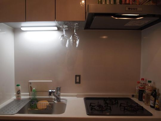 キッチン - 【西早稲田から徒歩1分】大人な空間。個室があるデザイナーズマンションでスマートシェア♪} - ルームシェアルームメイト