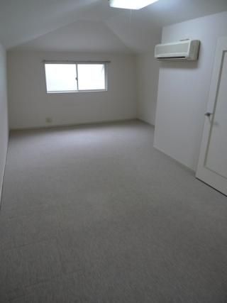 シェアメイト - 【都内最安！２万円のみで新宿、渋谷、目黒をご案内中】} - ルームシェアルームメイト