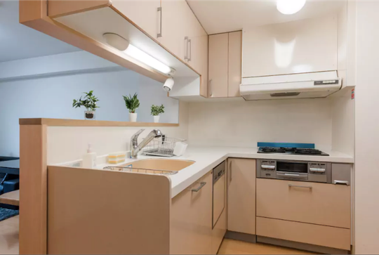 キッチン - 新オープン!駅距離5分の綺麗なマンションでのシェアハウス!} - ルームシェアルームメイト