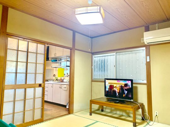 ダイニング - 最寄り駅阪神尼崎シェアハウス} - ルームシェアルームメイト