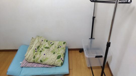 個室 - 光熱費込み　南千住徒歩10分　近くにスーパー・コンビニあり} - ルームシェアルームメイト