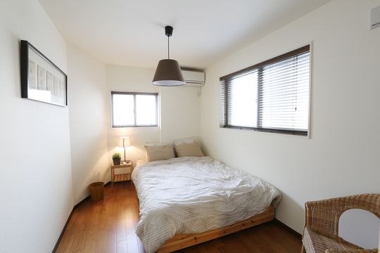 個室 - 池袋徒歩１０分、一軒家タイプのカギ付き個室のシェアハウス} - ルームシェアルームメイト