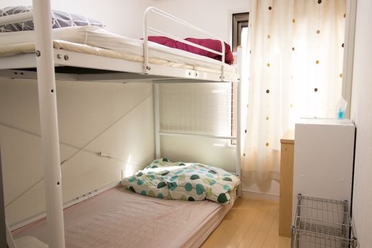 個室 - 都内御徒町駅JR京濱東北線・山手線・徒歩5分、仲御徒町駅日比谷線徒歩3分・} - ルームシェアルームメイト