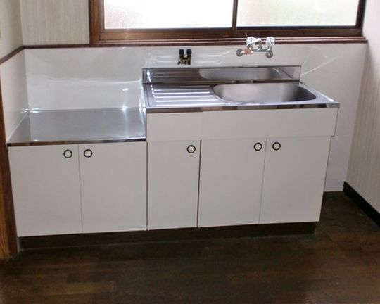 キッチン - 北千住駅すぐ交通の便最高} - ルームシェアルームメイト