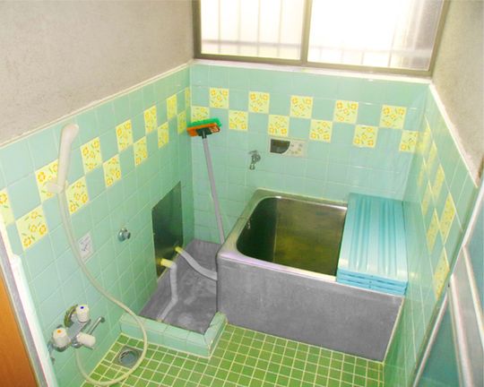 シャワー - 北千住駅すぐ交通の便最高} - ルームシェアルームメイト