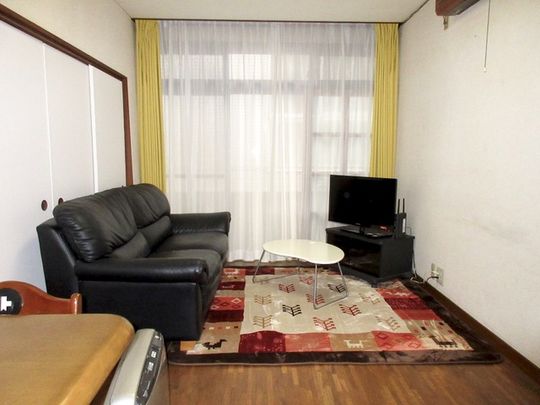 キッチン - 代々木屋駅まで6分} - ルームシェアルームメイト