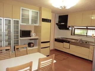 ダイニング - メゾン追浜2番館　シェアハウス} - ルームシェアルームメイト