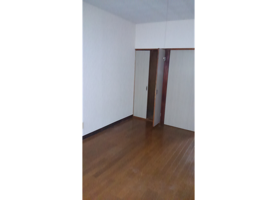 個室 - クリエイターが集まるコンセプト型シェアハウス（豊島区池袋本町）　【池袋鳳雛荘】　☆１２月１日オープン　　☆内装リフォーム済み　　●短期のお試し入居あり} - ルームシェアルームメイト