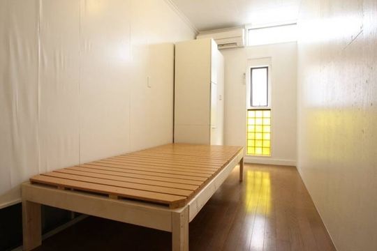 個室 - 即入居OK!池袋2駅　☆wi-fi、水道光熱費込み【女性限定】} - ルームシェアルームメイト