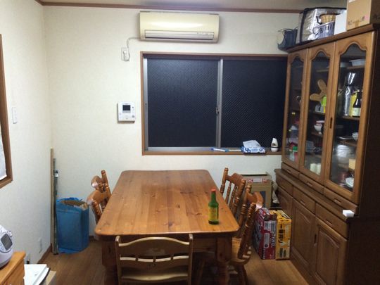 ダイニング - 必見❗️渋谷駅より電車で10分の女性専用一軒家シェアハウスです❗️即入居可能❗️しかも今月分の日割りお家賃を無料にいたします❗️} - ルームシェアルームメイト