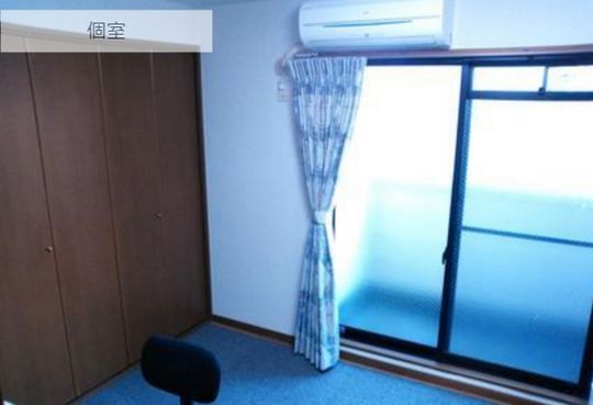 個室 - 宝塚市【値下げ】きれいな洋室6畳 空きましたよ!} - ルームシェアルームメイト