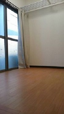 個室 - ☆オープン記念 初月家賃19000円☆11/16オープンの洋室4.5畳等、完全鍵付個室です。駒込駅、田端駅から徒歩10分！} - ルームシェアルームメイト