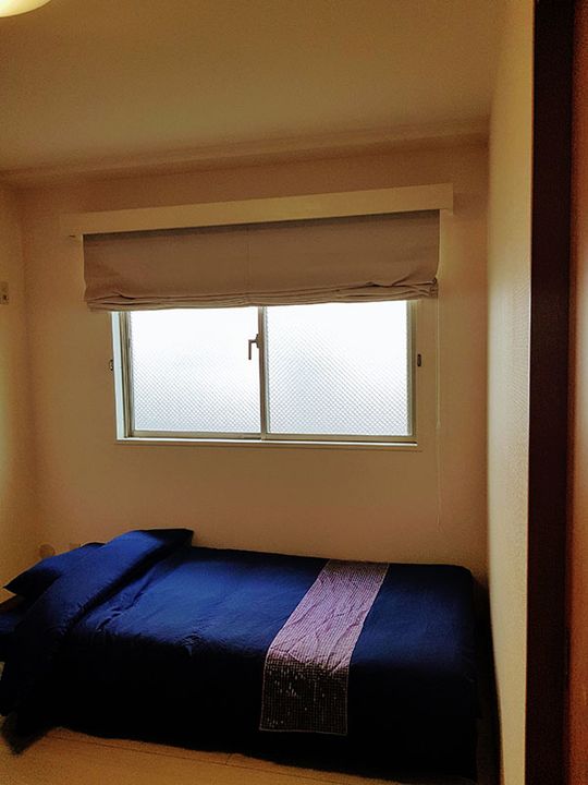 玄関 - 賃料抑えたい方} - ルームシェアルームメイト