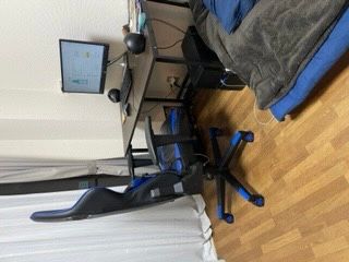 個室 - ワンルーム6畳、新宿区 2ヶ月間のサブレット} - ルームシェアルームメイト