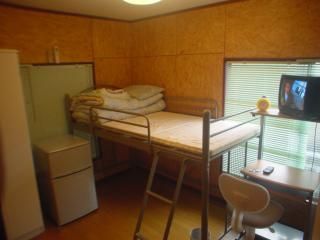 個室 - 女性専用東京の家具付きシェアハウス,東武東上線「上板橋駅」} - ルームシェアルームメイト