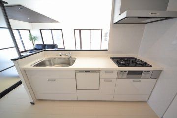 キッチン - 三宮まで電車で15分} - ルームシェアルームメイト
