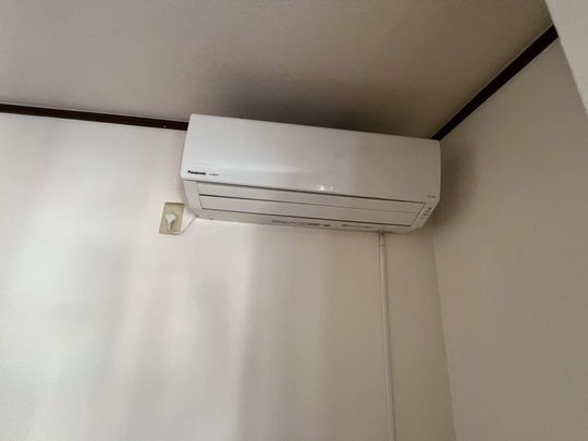 その他 - 駅近ルームシェア} - ルームシェアルームメイト