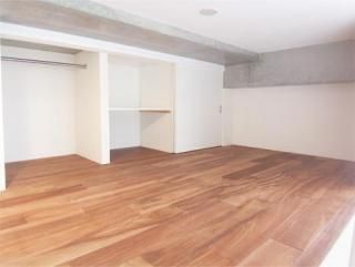 個室 - ペット可のデザイナーズマンションでのシェアメイト募集です。} - ルームシェアルームメイト