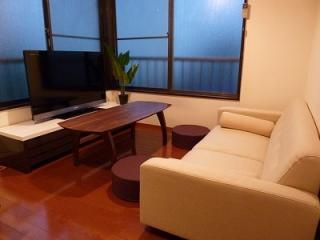 キッチン - 新規募集のため15,000円引き！すべて新品！6名のこじんまりハウス！} - ルームシェアルームメイト