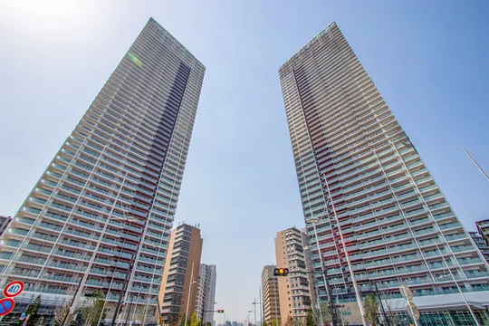建物 - 晴海フラッグ　T棟　　新築　未入居　2LDK 55平米　中層階} - ルームシェアルームメイト