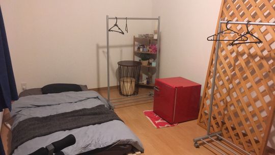 個室 - 浅草、スカイツリーを一望} - ルームシェアルームメイト