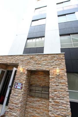 建物 - 諸経費￥20,000 ＯＦＦ！} - ルームシェアルームメイト