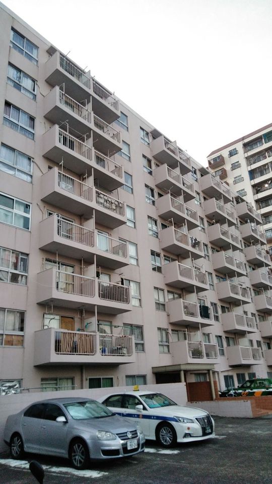 建物 - ルームメイト募集} - ルームシェアルームメイト