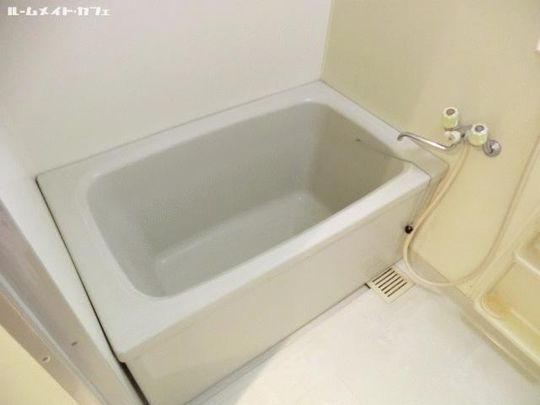 風呂 - 女性専用完全個室　世田谷区} - ルームシェアルームメイト