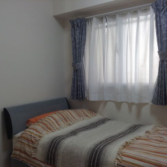 個室 - 東上線・有楽町線・副都心線、３線始発駅和光市駅から徒歩１０分！３LDKの１部屋専有可能！} - ルームシェアルームメイト