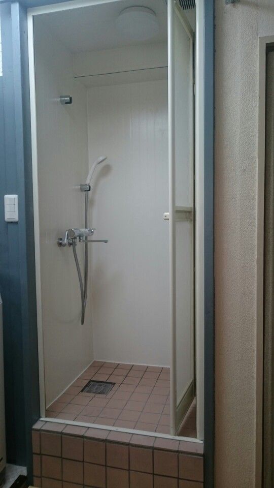 その他 - 女性限定★鍵付き1人部屋40,000円～42,000円(光熱費込み、WIFI無料)★鶴見駅から徒歩4分} - ルームシェアルームメイト