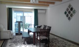 ダイニング - rooms and common area for rent, near ristumeikan school, uji city, kyotoTitle: Room(s) available near Ristumeikan Jr/High School, Uji City, Kyoto　京都府宇治市　立命館中・高校近くの高級住宅街にある新築の家を貸します} - ルームシェアルームメイト
