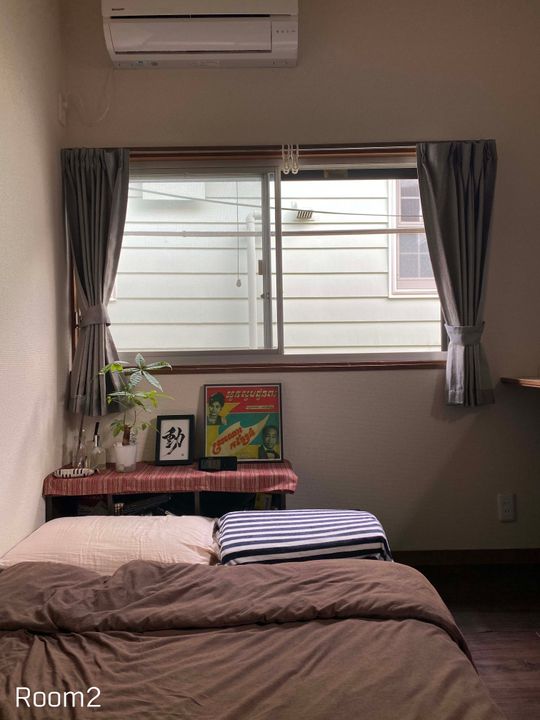 個室 - アクセス良！新宿、高円寺、下北沢　アットホームな一軒家　バルコニーもあるよ！} - ルームシェアルームメイト