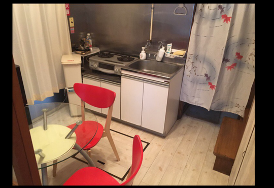 キッチン - 【京急蒲田駅チカ！2階建てハウス】} - ルームシェアルームメイト