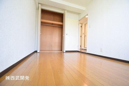 個室 - 女性限定/個室24000円/池袋17分/始発駅/ペット可} - ルームシェアルームメイト