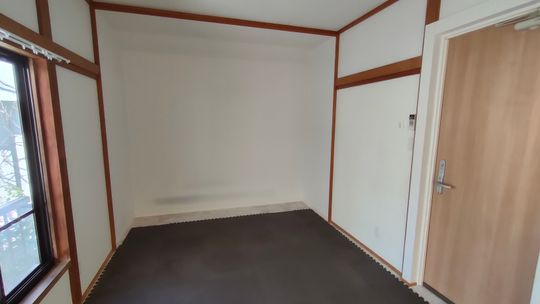 個室 - 最寄り駅[中野/新中野/東高円寺]南向き専有ベランダ付き☆角部屋☆8畳完全個室} - ルームシェアルームメイト