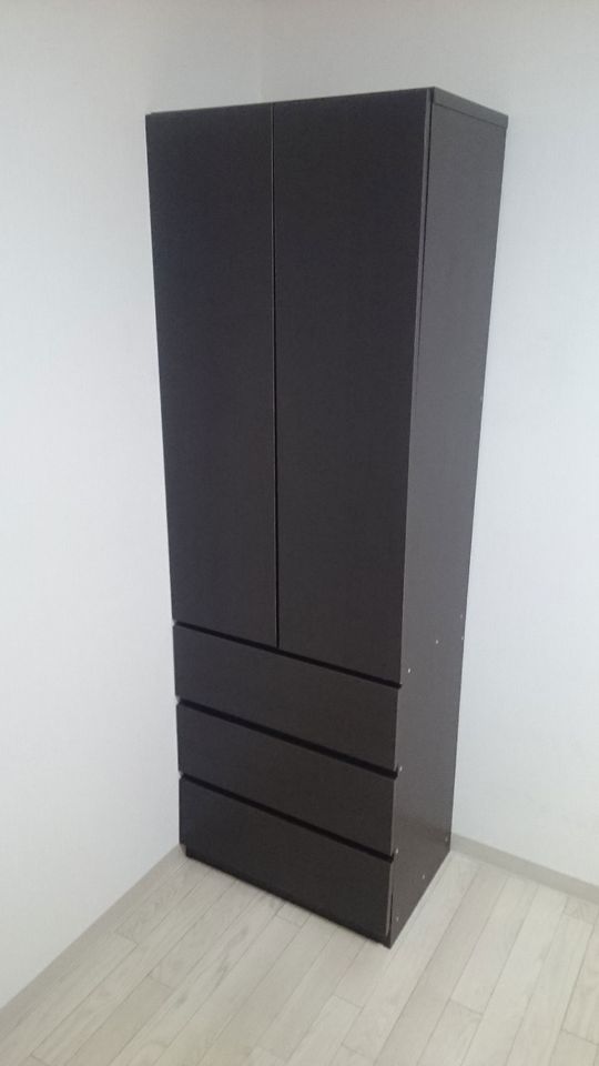 個室 - 女性限定物件!駅近!エアコン、ベランダ付き6帖個室!} - ルームシェアルームメイト