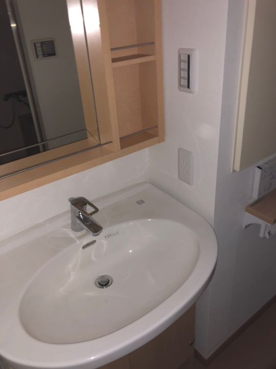 その他 - 【新宿・渋谷へのアクセス抜群】笹塚・下北沢・代田橋付近のドミトリーハウス!} - ルームシェアルームメイト