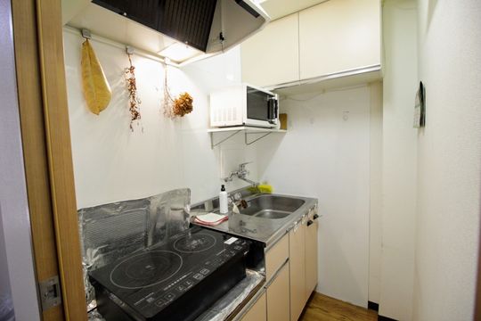 キッチン - 【シェアハウス moon room 高井戸】} - ルームシェアルームメイト