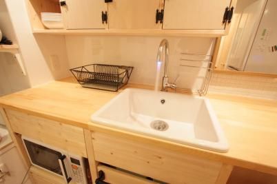 キッチン - ◇初月家賃無料２万９千円で入居可！◇山手線大塚駅徒歩５分◇池袋サンシャイン徒歩15分◇} - ルームシェアルームメイト